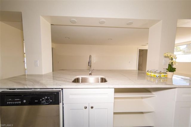 4330 Deleon ST, Fort Myers, FL 33901