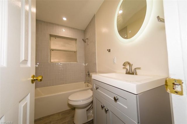 4330 Deleon ST, Fort Myers, FL 33901