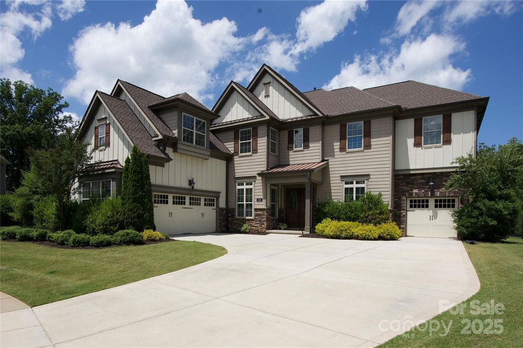 426 Kirkbride Court, Fort Mill, SC 29715