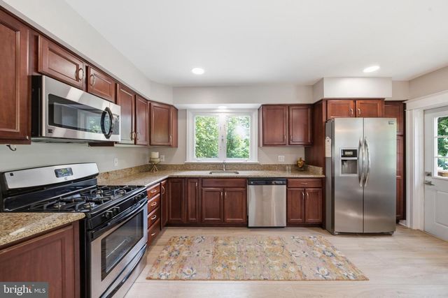 3 WAVERLY RD, Havertown, PA 19083