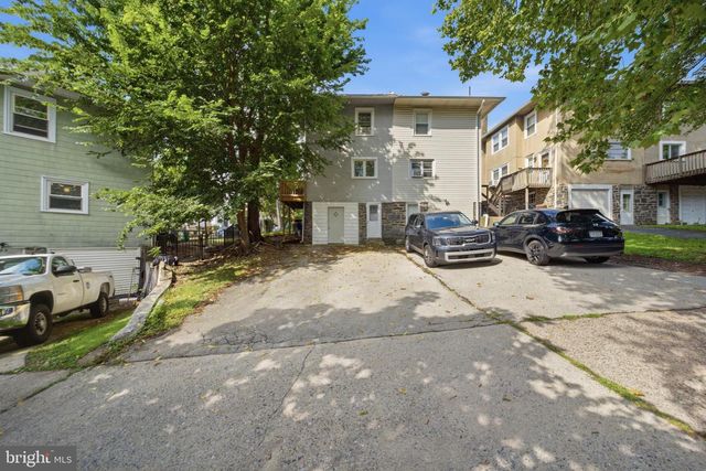 3 WAVERLY RD, Havertown, PA 19083