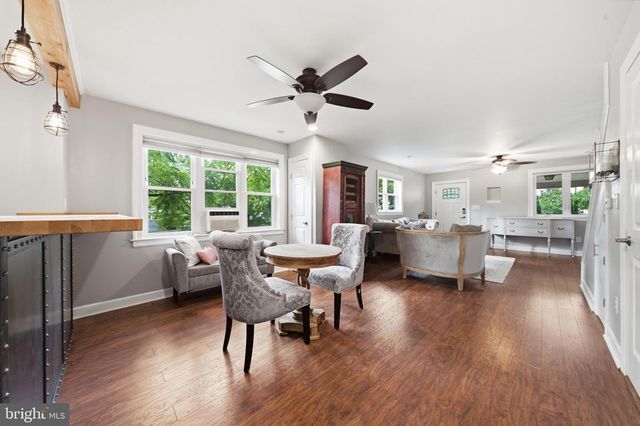 3 WAVERLY RD, Havertown, PA 19083