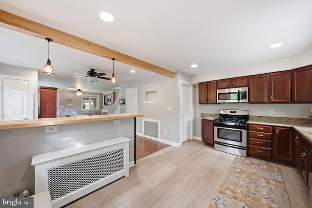 3 WAVERLY RD, Havertown, PA 19083