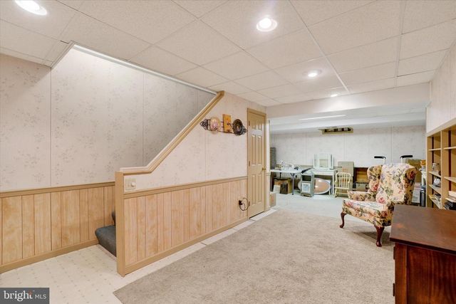 27 JEAN LO WAY, York, PA 17406