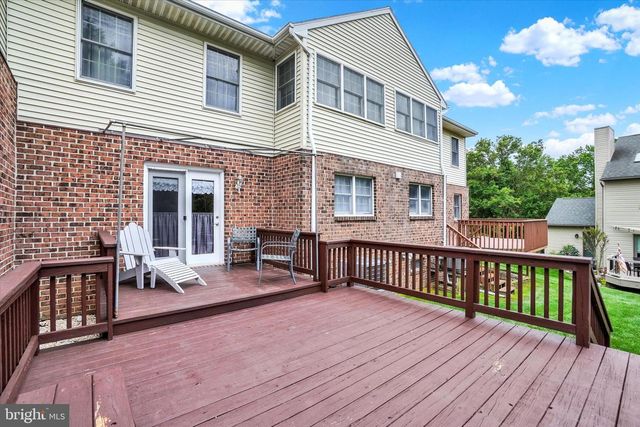27 JEAN LO WAY, York, PA 17406
