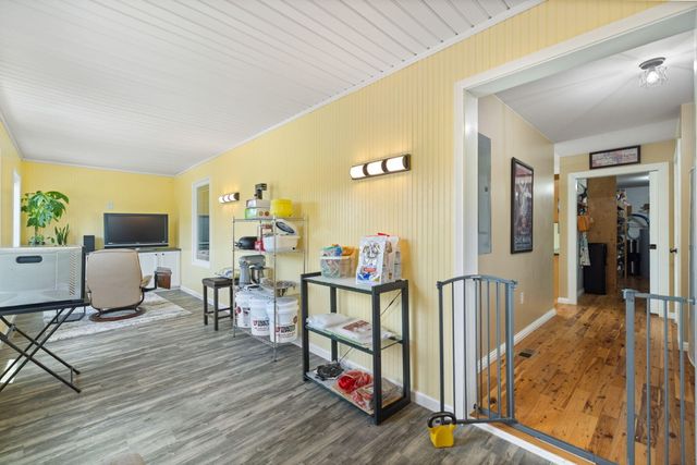 849 Paradise Camp Road, Harrodsburg, KY 40330