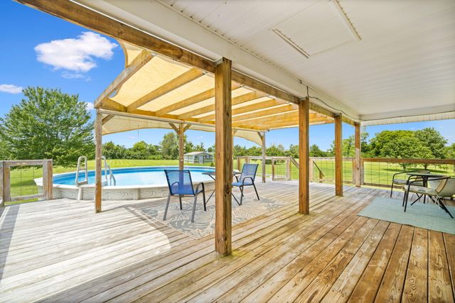 849 Paradise Camp Road, Harrodsburg, KY 40330