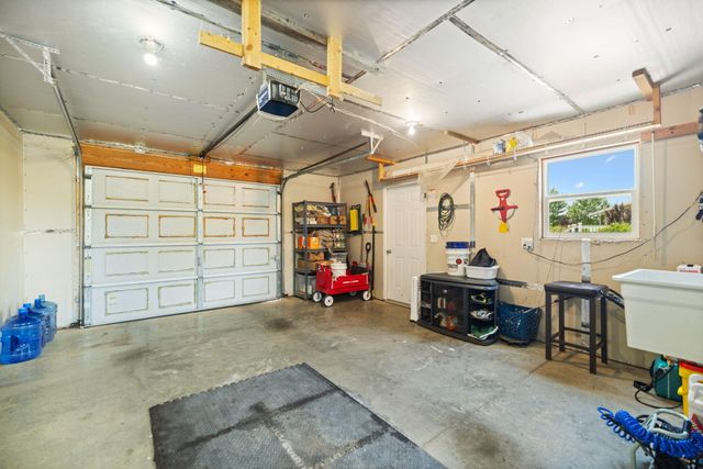 849 Paradise Camp Road, Harrodsburg, KY 40330