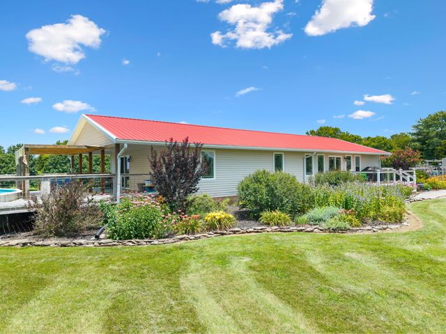 849 Paradise Camp Road, Harrodsburg, KY 40330