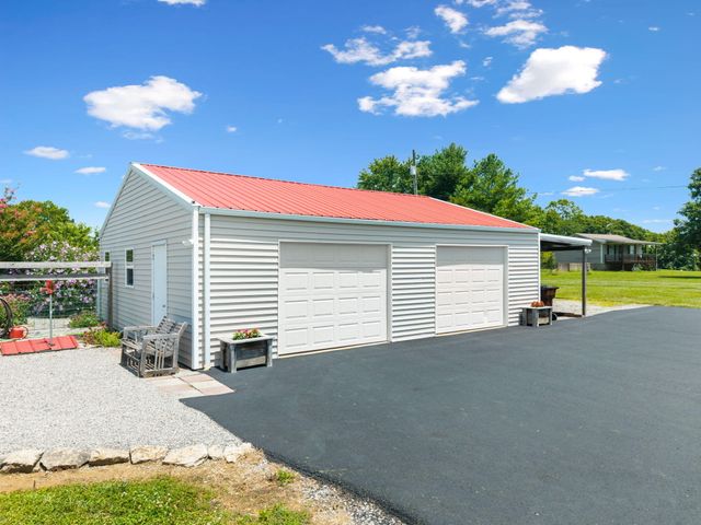 849 Paradise Camp Road, Harrodsburg, KY 40330