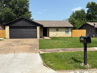 1310 S 38th Street, Muskogee, OK 74401