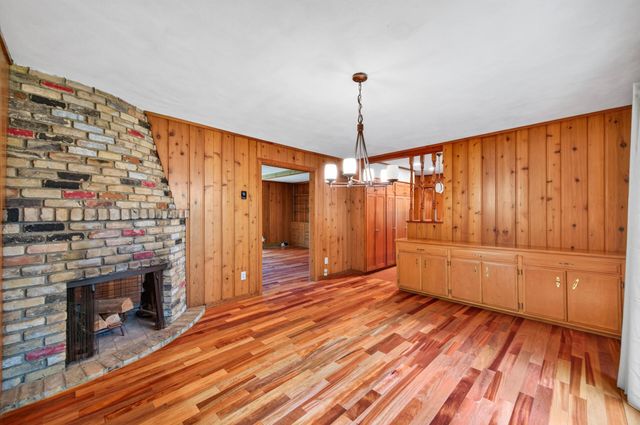 22 Eagle Ridge Road, North Oaks, MN 55127