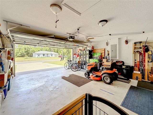 6050 SW 155TH STREET ROAD, Ocala, FL 34473