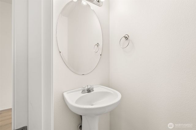 18313 111th Avenue Ct E, Puyallup, WA 98374