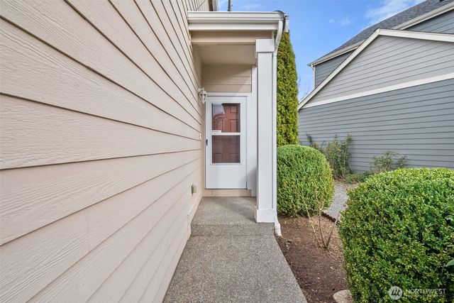 18313 111th Avenue Ct E, Puyallup, WA 98374