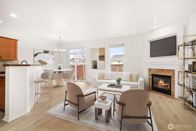 18313 111th Avenue Ct E, Puyallup, WA 98374