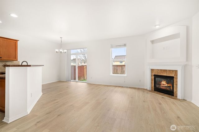 18313 111th Avenue Ct E, Puyallup, WA 98374