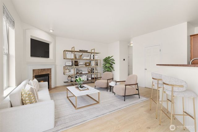 18313 111th Avenue Ct E, Puyallup, WA 98374