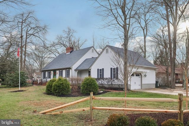 105 ALGONQUIN TRL, Medford Lakes, NJ 08055