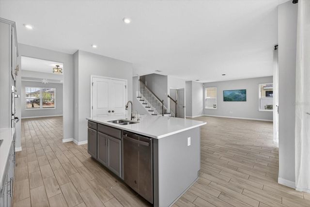 33947 ASTORIA CIRCLE, Wesley Chapel, FL 33545