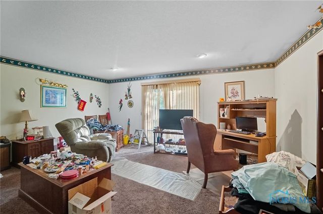 237 Brooke Drive, Oregon, OH 43616