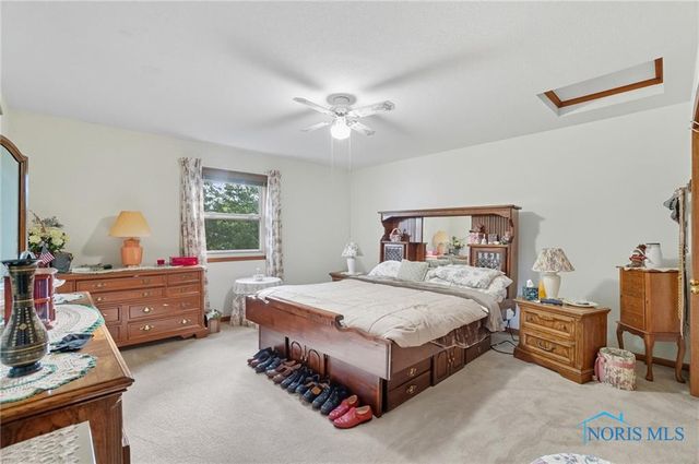 237 Brooke Drive, Oregon, OH 43616