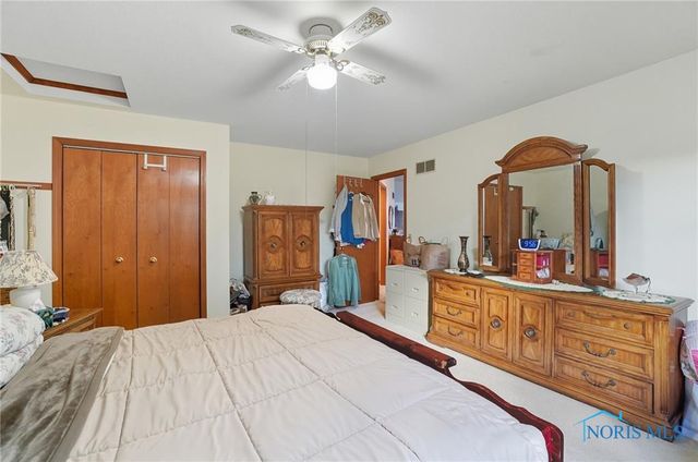 237 Brooke Drive, Oregon, OH 43616