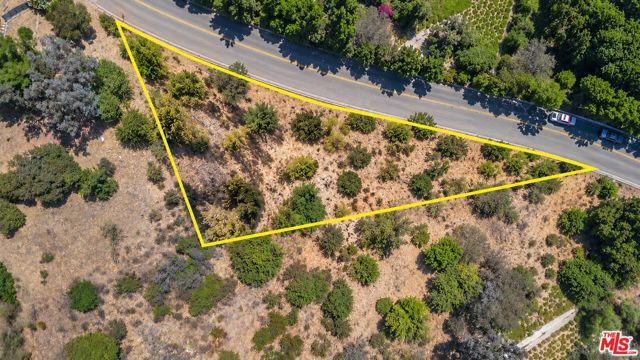2813 Benedict Canyon Dr, Beverly Hills, CA 90210