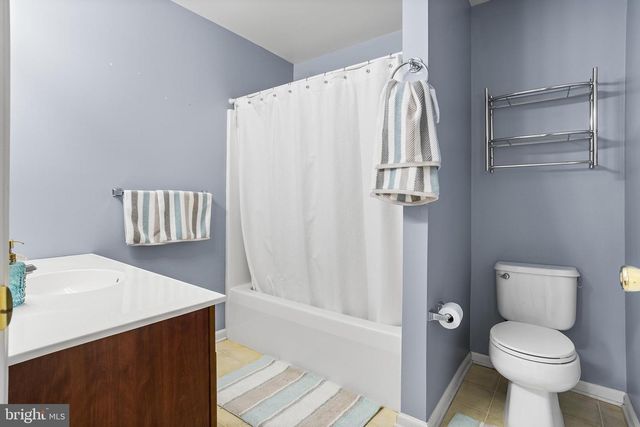 1536 JOHN ADAMS CT, Mays Landing, NJ 08330