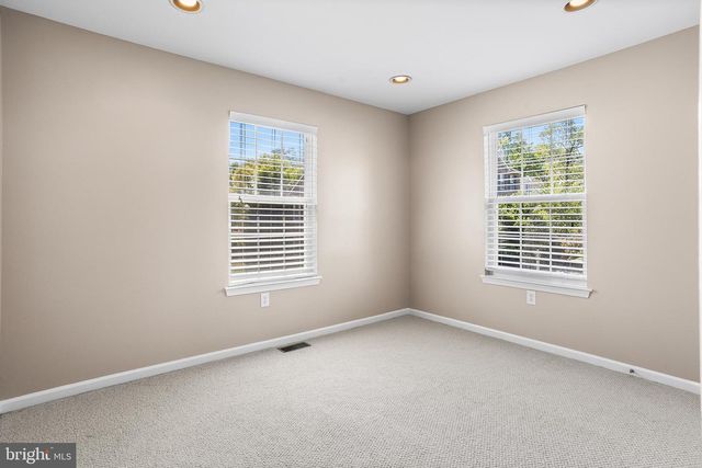 1536 JOHN ADAMS CT, Mays Landing, NJ 08330