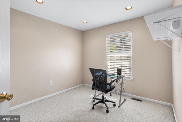 1536 JOHN ADAMS CT, Mays Landing, NJ 08330