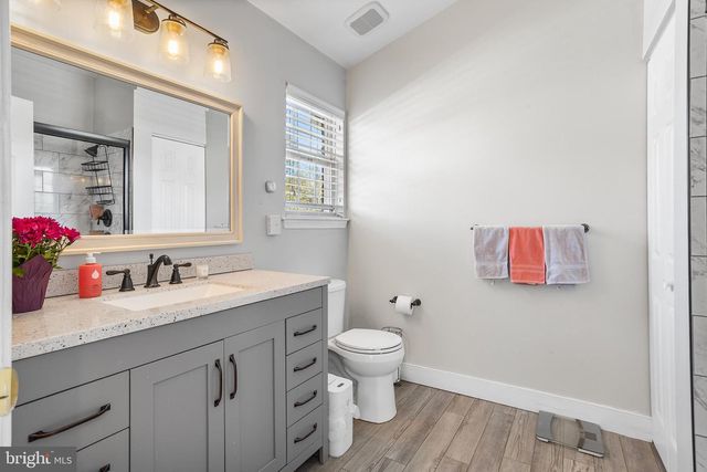 1536 JOHN ADAMS CT, Mays Landing, NJ 08330