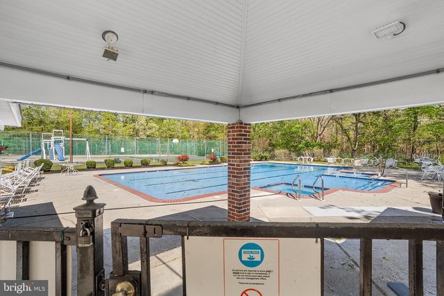 1536 JOHN ADAMS CT, Mays Landing, NJ 08330