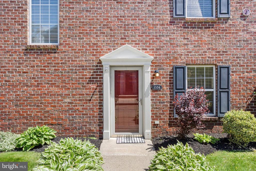 1536 JOHN ADAMS CT, Mays Landing, NJ 08330