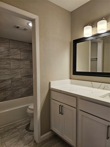 871 Dublin Drive D, Richardson, TX 75080