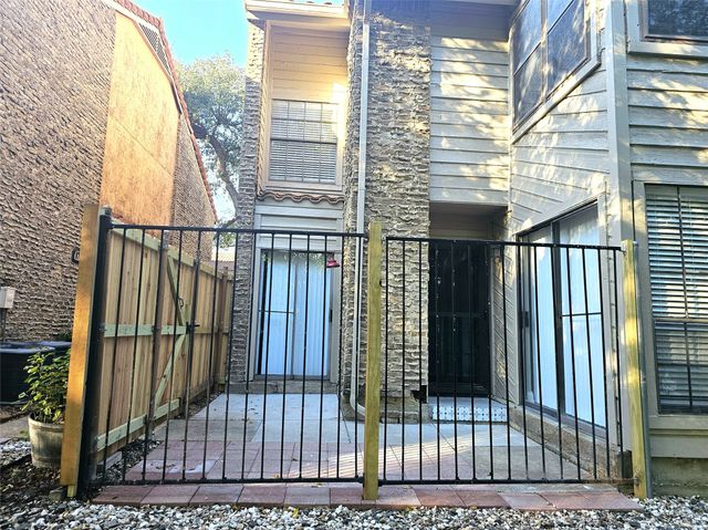 871 Dublin Drive D, Richardson, TX 75080