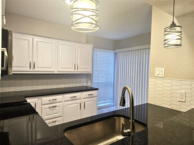 871 Dublin Drive D, Richardson, TX 75080