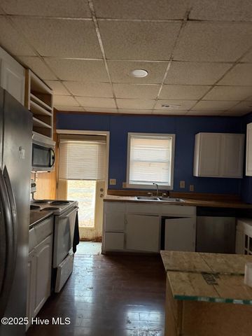 241 Torchwood Road, Carthage, NC 28327