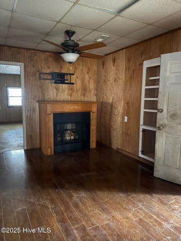 241 Torchwood Road, Carthage, NC 28327