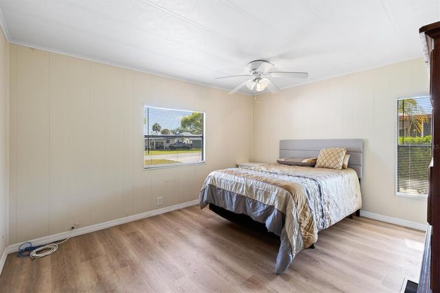5556 COLUMBUS CIRCLE, Wildwood, FL 34785