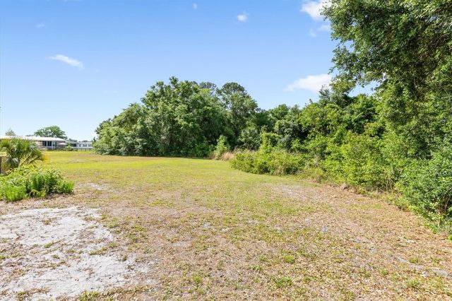 5556 COLUMBUS CIRCLE, Wildwood, FL 34785