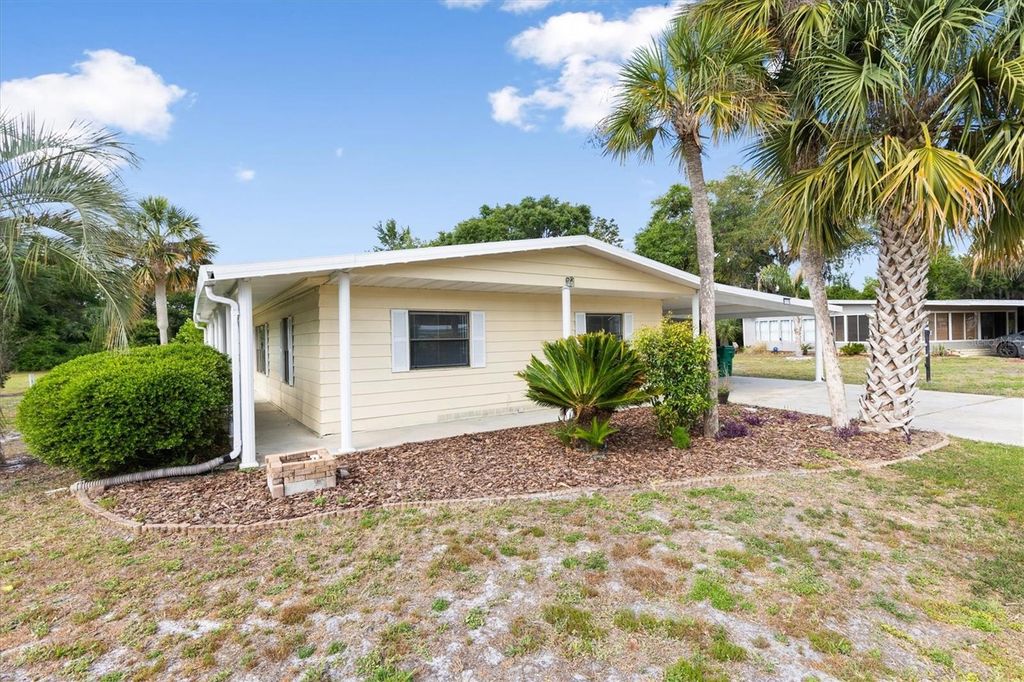 5556 COLUMBUS CIRCLE, Wildwood, FL 34785