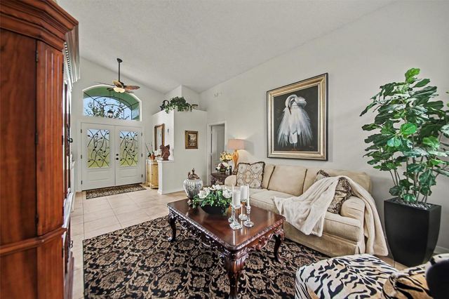 1986 CRYSTAL DOWNS COURT, Oviedo, FL 32765