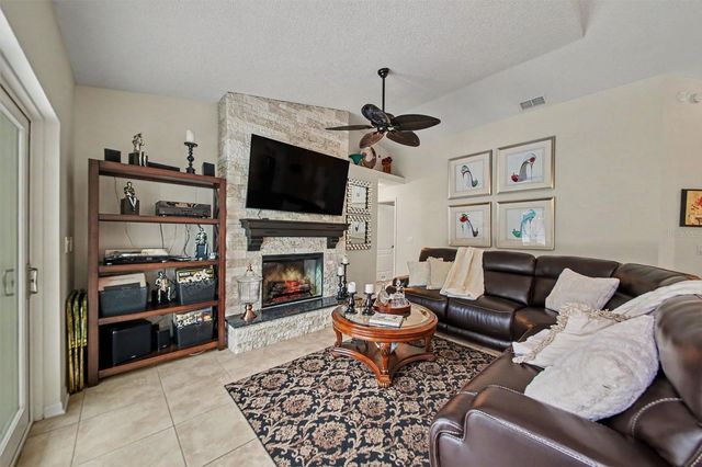 1986 CRYSTAL DOWNS COURT, Oviedo, FL 32765