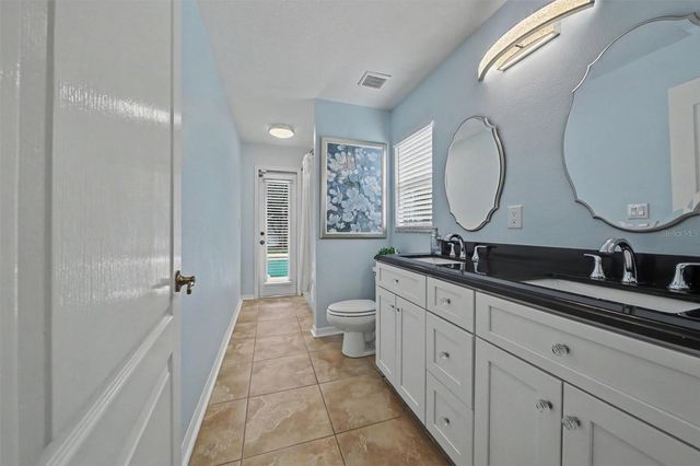 1986 CRYSTAL DOWNS COURT, Oviedo, FL 32765