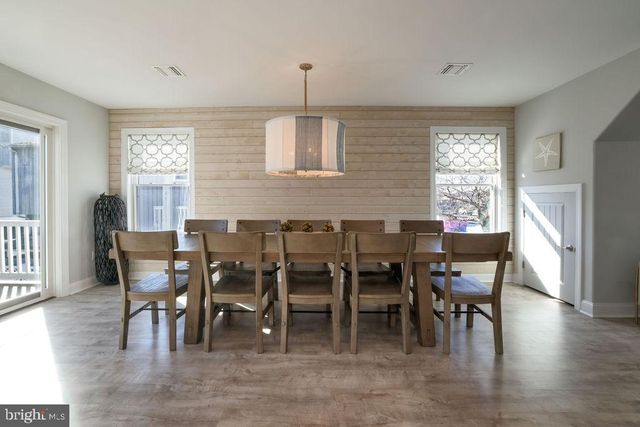 2005 LONG BEACH BLVD, Beach Haven, NJ 08008