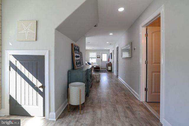 2005 LONG BEACH BLVD, Beach Haven, NJ 08008