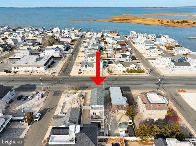 2005 LONG BEACH BLVD, Beach Haven, NJ 08008