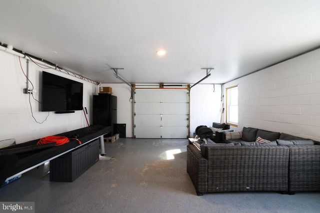 2005 LONG BEACH BLVD, Beach Haven, NJ 08008