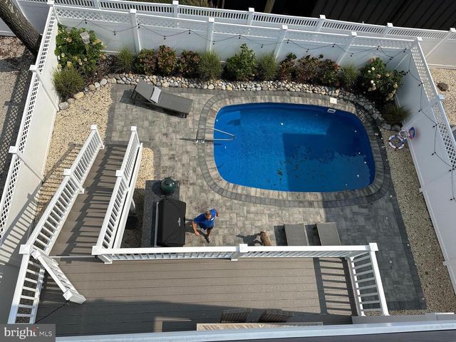 2005 LONG BEACH BLVD, Beach Haven, NJ 08008